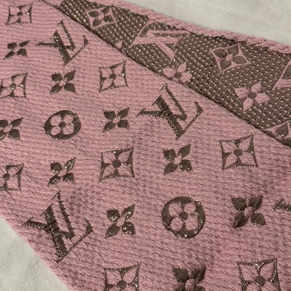 LOUIS VUITTON Wool Silk Logomania Shine Scarf pink - Picture 2 of 4